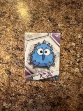 2026 Topps Chrome VeeFriends Unwavering Urchin #185
